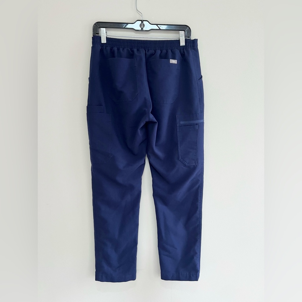 FIGS Yola Skinny Straight Leg Scrub Pants in Navy Blue (PO #1803), S/T - Picture 3 of 9